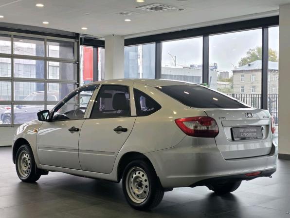 Lada (ВАЗ) Granta I с пробегом 2015 года, цена 368 000 рублей, 115360 км, лифтбек, Автокод Объявления