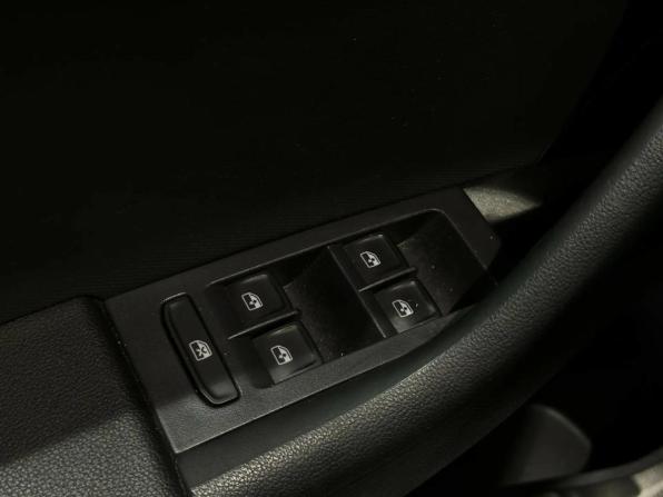 Skoda Rapid I Рестайлинг с пробегом 2019 года, цена 1 449 000 рублей, 102000 км, лифтбек, Автокод Объявления
