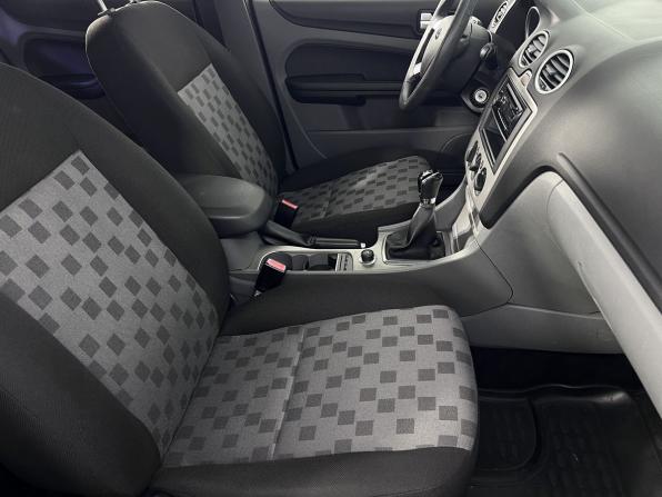 Ford Focus II Рестайлинг с пробегом 2009 года, цена 599 000 рублей, 155869 км, хэтчбек, Автокод Объявления