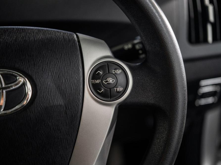 Toyota Prius III Рестайлинг (XW30) Иркутск  - изображение 12