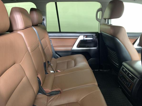 Toyota Land Cruiser 200 Series Рестайлинг 2 с пробегом 2016 года, цена 4 700 000 рублей, 254053 км, внедорожник, Автокод Объявления