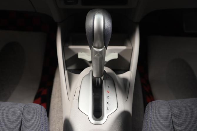 Honda Insight II с пробегом 2010 года, цена 999 000 рублей, 200000 км, хэтчбек, Автокод Объявления
