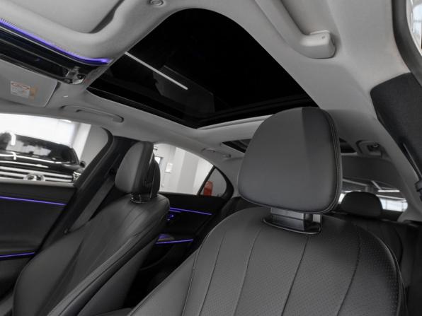 Mercedes-Benz E-Класс VI (W214 S214) с пробегом 2024 года, цена 6 750 000 рублей, 10571 км, седан, Автокод Объявления