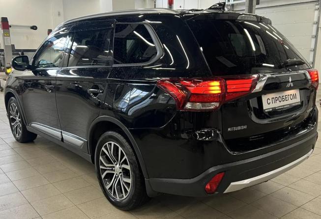 Mitsubishi Outlander III Рестайлинг 2 с пробегом 2018 года, цена 1 875 000 рублей, 138892 км, внедорожник, Автокод Объявления