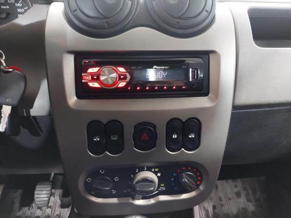 Renault Sandero I с пробегом 2012 года, цена 450 000 рублей, 210000 км, хэтчбек, Автокод Объявления