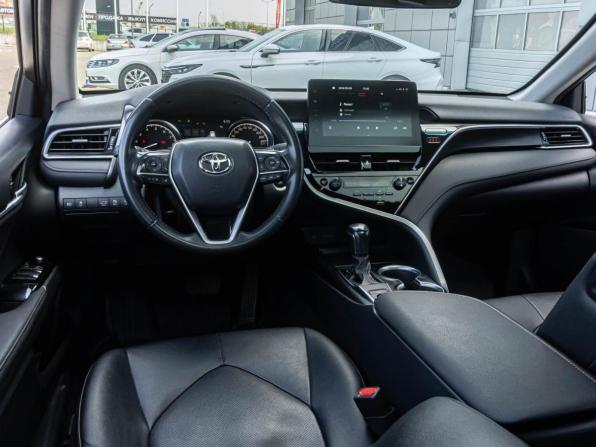 Toyota Camry VIII (XV70) Рестайлинг с пробегом 2021 года, цена 2 995 000 рублей, 38123 км, седан, Автокод Объявления