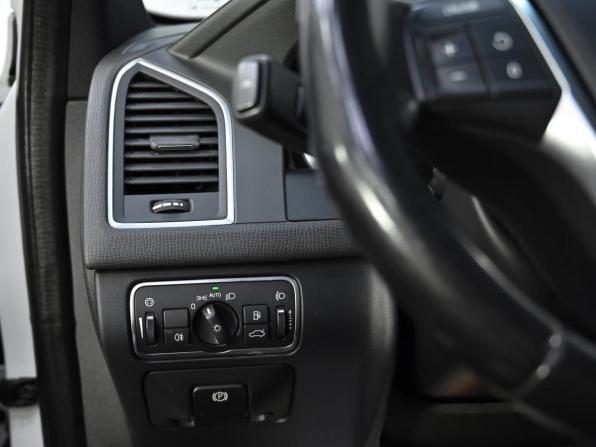 Volvo XC60 I Рестайлинг с пробегом 2015 года, цена 1 449 000 рублей, 219000 км, внедорожник, Автокод Объявления