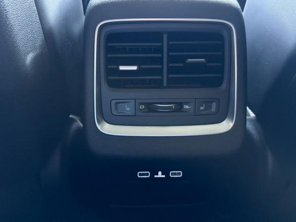 Geely Atlas Pro с пробегом 2022 года, цена 2 025 900 рублей, 32611 км, внедорожник, Автокод Объявления