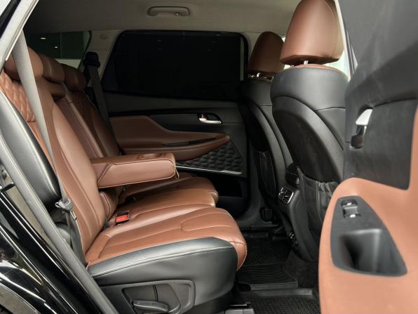 Hyundai Santa Fe IV Рестайлинг с пробегом 2021 года, цена 3 640 000 рублей, 65212 км, внедорожник, Автокод Объявления