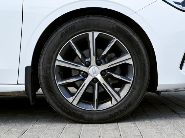 Geely Emgrand II с пробегом 2023 года, цена 1 418 000 рублей, 23653 км, седан, Автокод Объявления