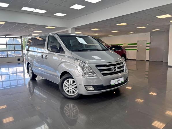 Hyundai Grand Starex I Рестайлинг с пробегом 2016 года, цена 2 445 000 рублей, 211590 км, минивэн, Автокод Объявления