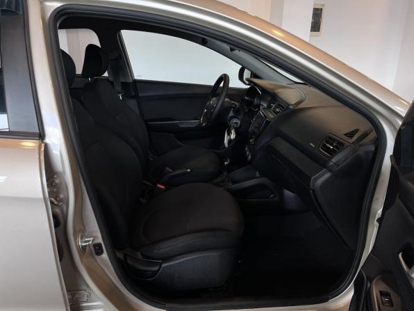 Kia Rio III Рестайлинг с пробегом 2015 года, цена 1 020 000 рублей, 148764 км, седан, Автокод Объявления