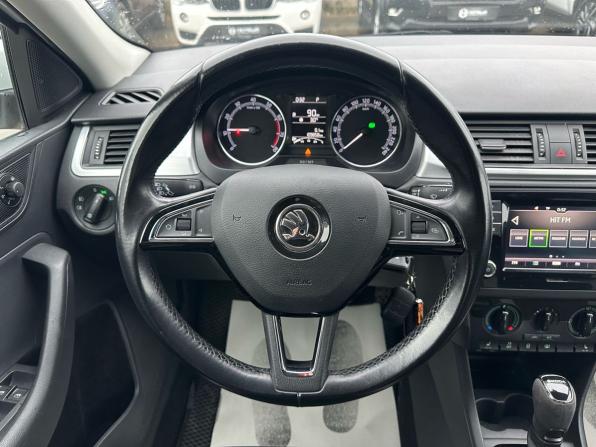 Skoda Rapid I Рестайлинг с пробегом 2018 года, цена 1 100 000 рублей, 110000 км, лифтбек, Автокод Объявления