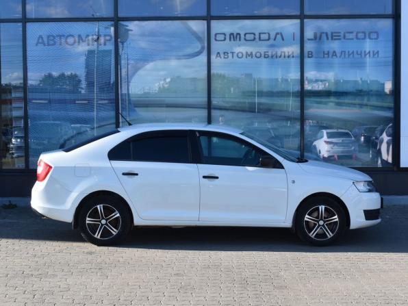 Skoda Rapid I с пробегом 2014 года, цена 780 000 рублей, 251497 км, лифтбек, Автокод Объявления