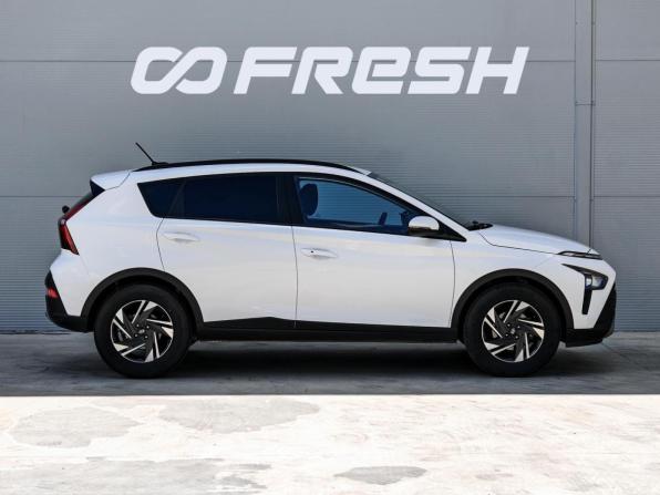 Hyundai Bayon I с пробегом 2023 года, цена 2 120 000 рублей, 37862 км, внедорожник, Автокод Объявления