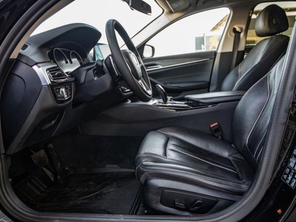BMW 5 серии VII (G30/G31/G38) с пробегом 2019 года, цена 3 250 000 рублей, 123000 км, седан, Автокод Объявления