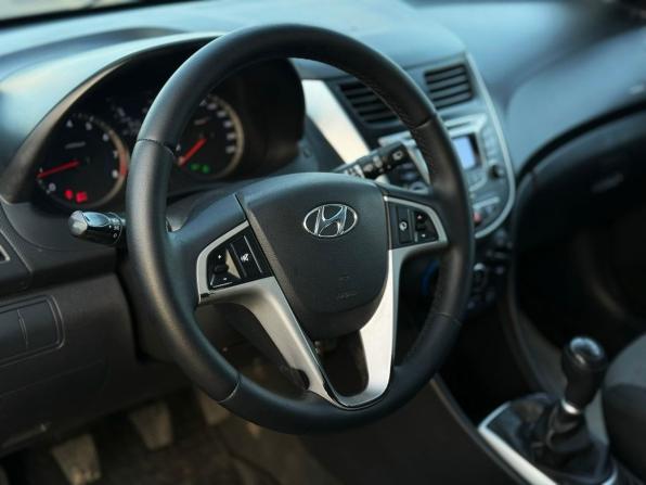 Hyundai Solaris I с пробегом 2011 года, цена 699 000 рублей, 173207 км, хэтчбек, Автокод Объявления