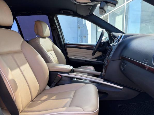 Mercedes-Benz M-Класс II (W164) Рестайлинг с пробегом 2011 года, цена 1 315 000 рублей, 287983 км, внедорожник, Автокод Объявления