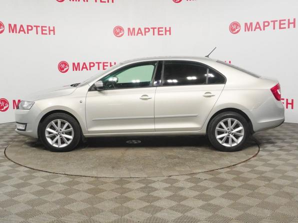 Skoda Rapid I с пробегом 2015 года, цена 1 045 000 рублей, 112315 км, лифтбек, Автокод Объявления