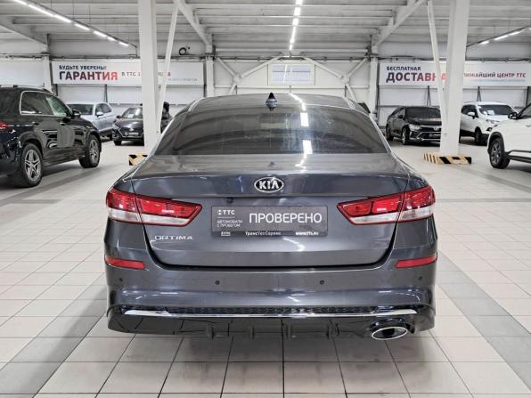 Kia Optima IV Рестайлинг с пробегом 2018 года, цена 1 890 000 рублей, 134368 км, седан, Автокод Объявления