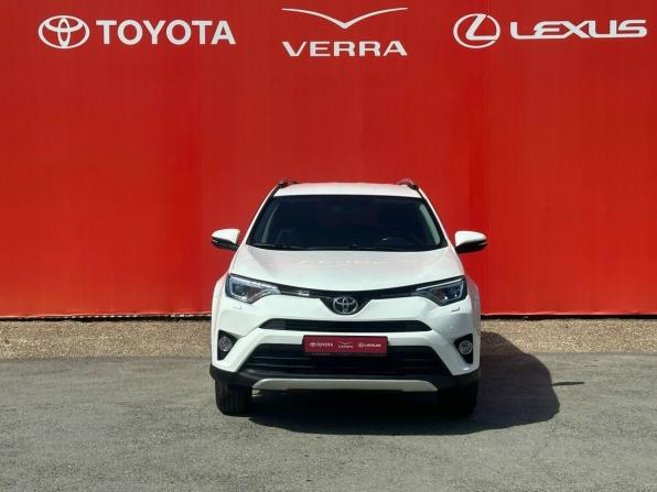 Toyota RAV4 IV (XA40) Рестайлинг с пробегом 2019 года, цена 2 300 000 рублей, 124120 км, внедорожник, Автокод Объявления