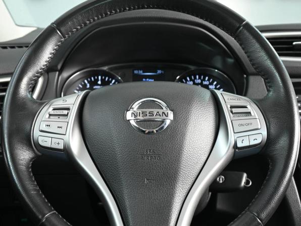 Nissan Qashqai II с пробегом 2018 года, цена 2 019 000 рублей, 61240 км, внедорожник, Автокод Объявления