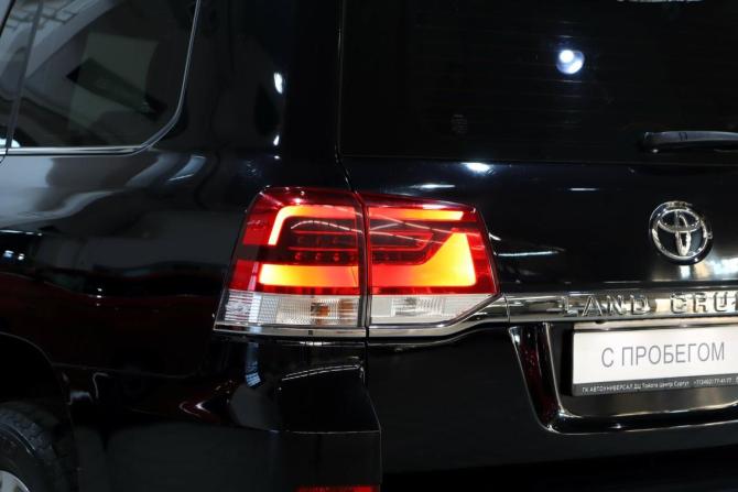 Toyota Land Cruiser 200 Series Рестайлинг 2 с пробегом 2019 года, цена 6 300 000 рублей, 171420 км, внедорожник, Автокод Объявления