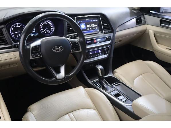 Hyundai Sonata VII (LF) Рестайлинг с пробегом 2019 года, цена 1 679 000 рублей, 169600 км, седан, Автокод Объявления