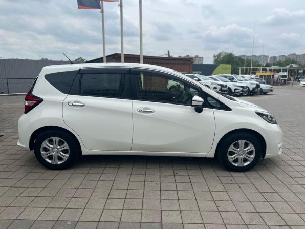 Nissan Note II Рестайлинг с пробегом 2018 года, цена 1 050 000 рублей, 95171 км, хэтчбек, Автокод Объявления