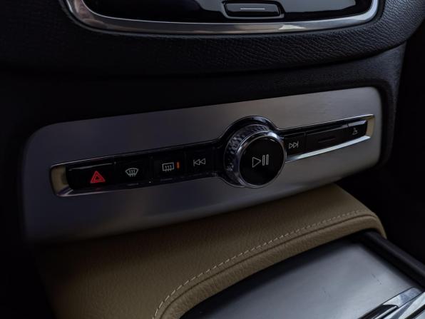Volvo XC90 II с пробегом 2018 года, цена 4 280 000 рублей, 89936 км, внедорожник, Автокод Объявления