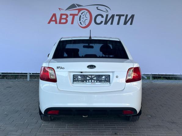 Kia Rio II Рестайлинг с пробегом 2010 года, цена 540 000 рублей, 180000 км, седан, Автокод Объявления