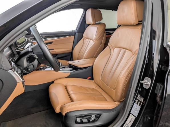 BMW 5 серии VII (G30/G31/G38) Рестайлинг с пробегом 2021 года, цена 4 550 000 рублей, 52732 км, седан, Автокод Объявления