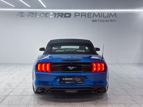 Ford Mustang VI Рестайлинг с пробегом 2019 года, цена 3 200 000 рублей, 120100 км, кабриолет, Автокод Объявления