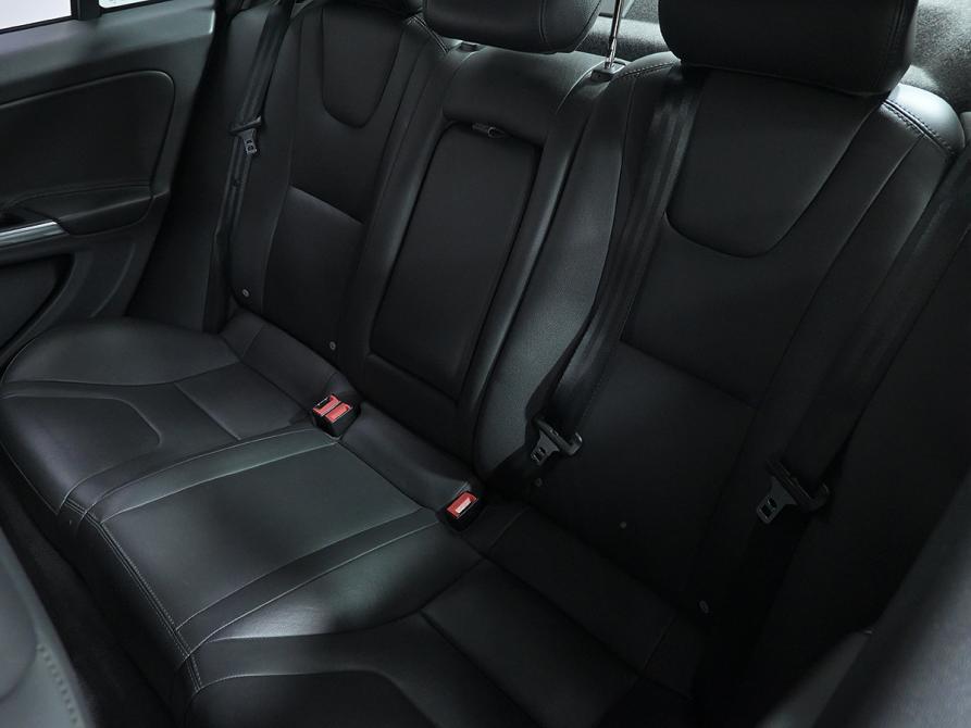 Volvo S60 II Рестайлинг Москва  - изображение 13