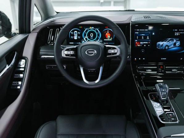 GAC M8 с пробегом 2026 года, цена 7 999 999 рублей, 10 км, минивэн, Автокод Объявления