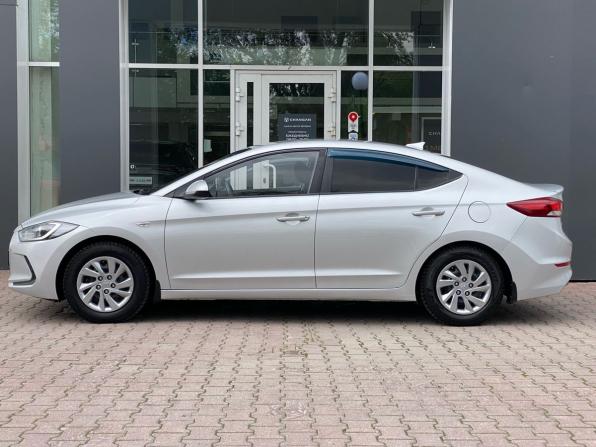 Hyundai Elantra VI (AD) с пробегом 2017 года, цена 1 129 000 рублей, 217000 км, седан, Автокод Объявления
