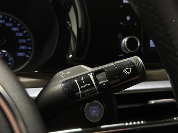 Kia K5 III с пробегом 2021 года, цена 2 390 000 рублей, 111401 км, седан, Автокод Объявления