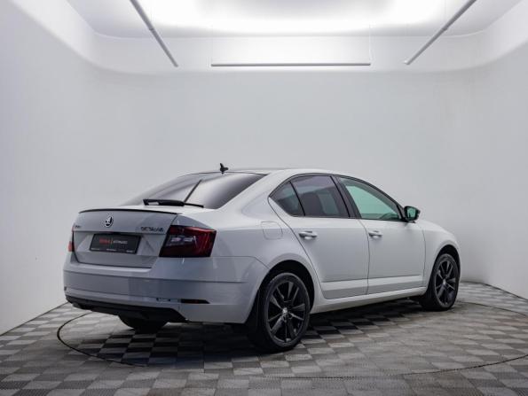 Skoda Octavia III (A7) Рестайлинг с пробегом 2018 года, цена 1 798 000 рублей, 173813 км, лифтбек, Автокод Объявления