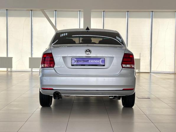 Volkswagen Polo V Рестайлинг с пробегом 2015 года, цена 990 000 рублей, 147000 км, седан, Автокод Объявления
