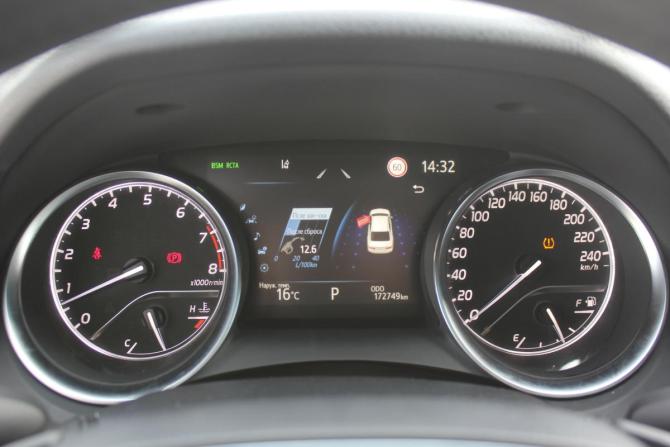 Toyota Camry VIII (XV70) с пробегом 2021 года, цена 2 797 000 рублей, 172474 км, седан, Автокод Объявления