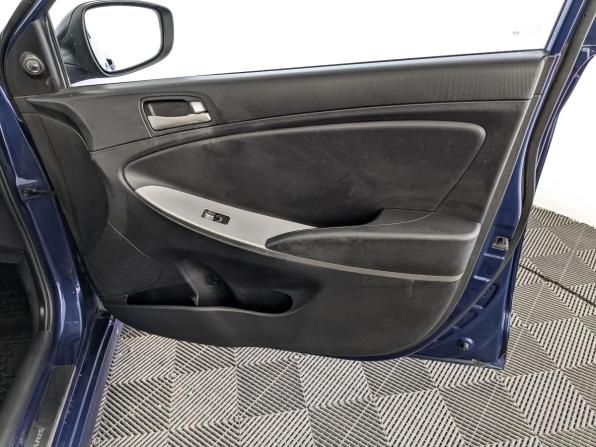 Hyundai Solaris I Рестайлинг с пробегом 2016 года, цена 1 099 000 рублей, 121462 км, седан, Автокод Объявления
