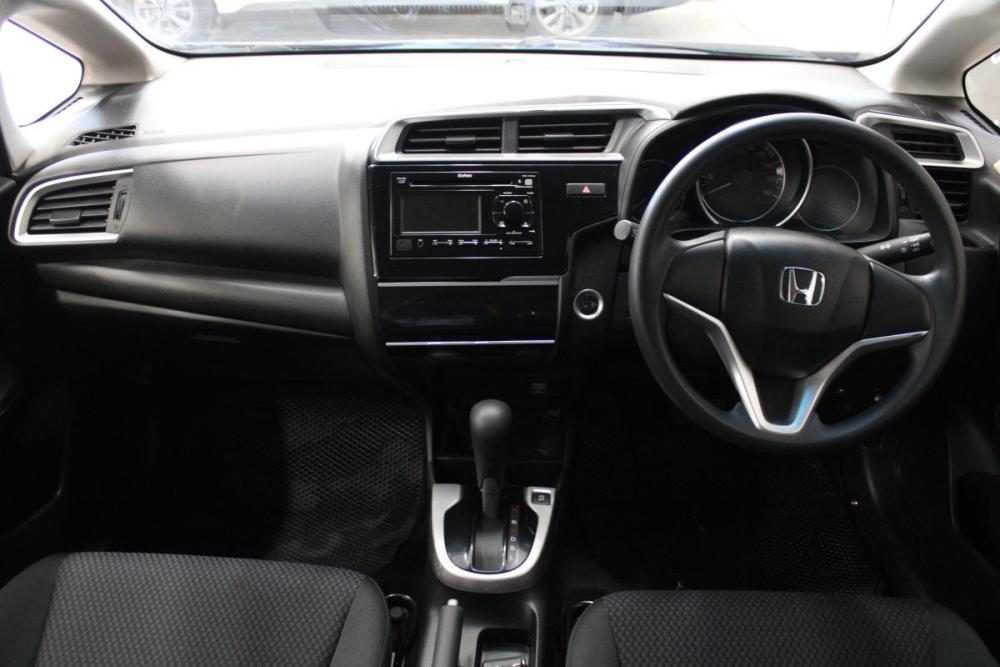Honda Fit III Рестайлинг Томск  - изображение 9