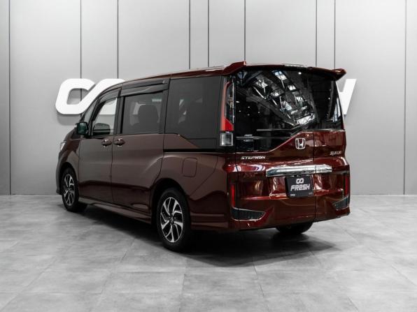 Honda Stepwgn V Рестайлинг с пробегом 2017 года, цена 2 149 000 рублей, 155728 км, минивэн, Автокод Объявления