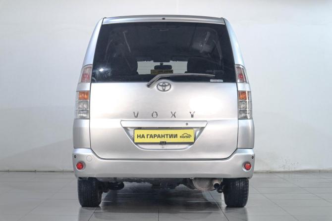 Toyota Voxy I (R60) с пробегом 2003 года, цена 999 000 рублей, 354000 км, компактвэн, Автокод Объявления