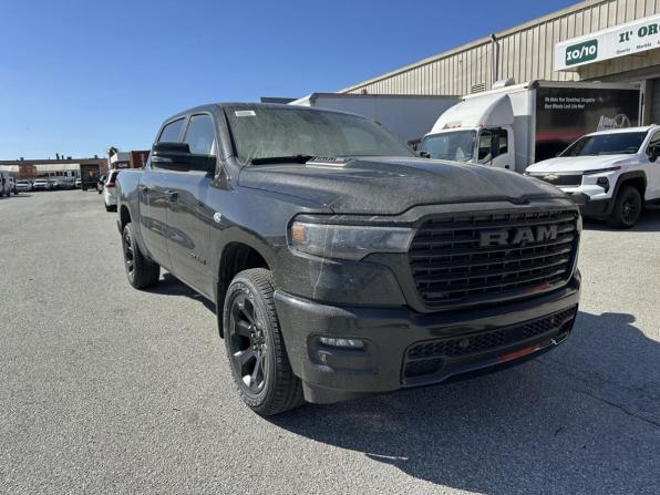 Ram 1500 V Рестайлинг с пробегом 2026 года, цена 9 990 000 рублей, 18 км, offers.body_type.unknown, Автокод Объявления