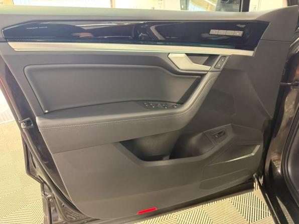 Volkswagen Touareg III с пробегом 2018 года, цена 4 285 000 рублей, 151251 км, внедорожник, Автокод Объявления
