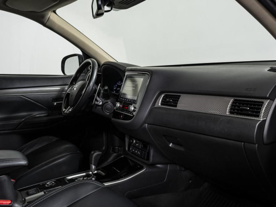 Mitsubishi Outlander III Рестайлинг 3 Москва  - изображение 13