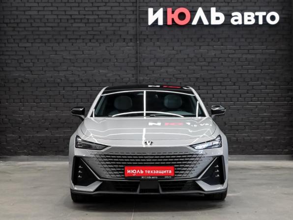 Changan UNI-V I с пробегом 2023 года, цена 2 470 000 рублей, 42754 км, лифтбек, Автокод Объявления