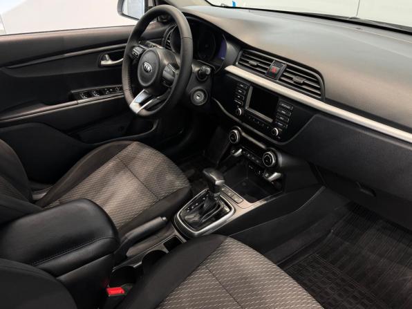 Kia Rio IV с пробегом 2017 года, цена 1 320 000 рублей, 161694 км, седан, Автокод Объявления
