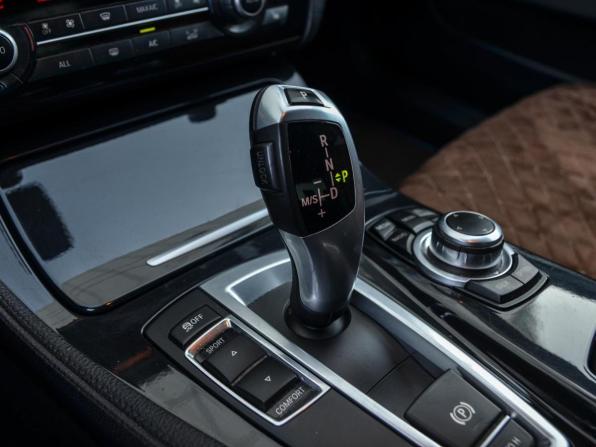 BMW 5 серии VI (F10/F11/F07) с пробегом 2013 года, цена 1 920 000 рублей, 201000 км, седан, Автокод Объявления